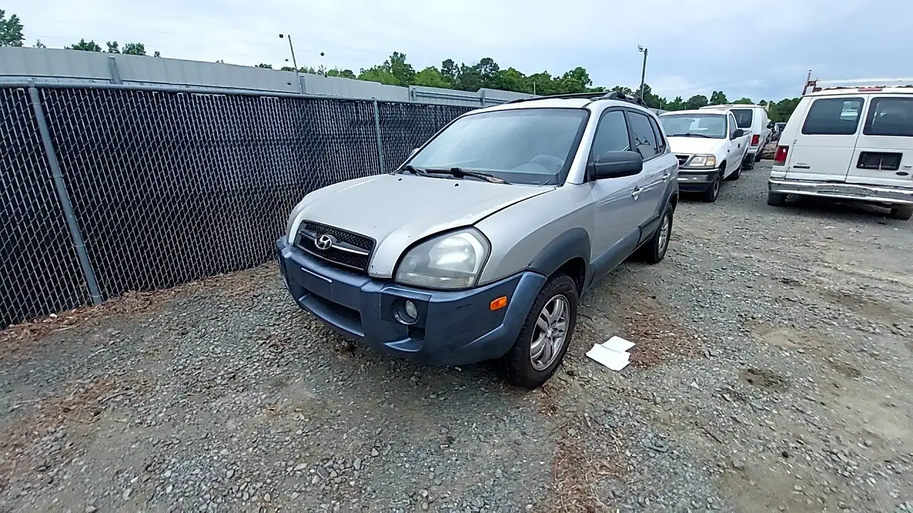 Photo of 2006 Hyundai Tucson