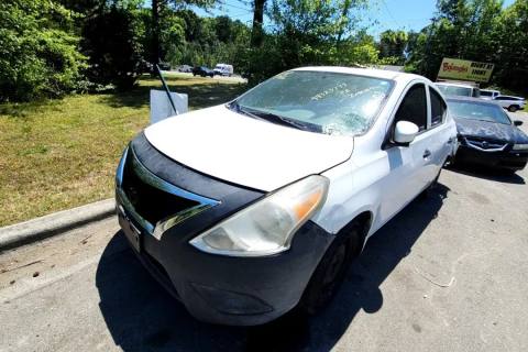 Photo of 2016 Nissan Versa