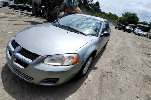 Photo of 2006 Dodge Stratus