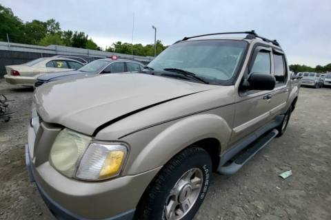 Photo of 2004 Ford Explorer Sport Trac