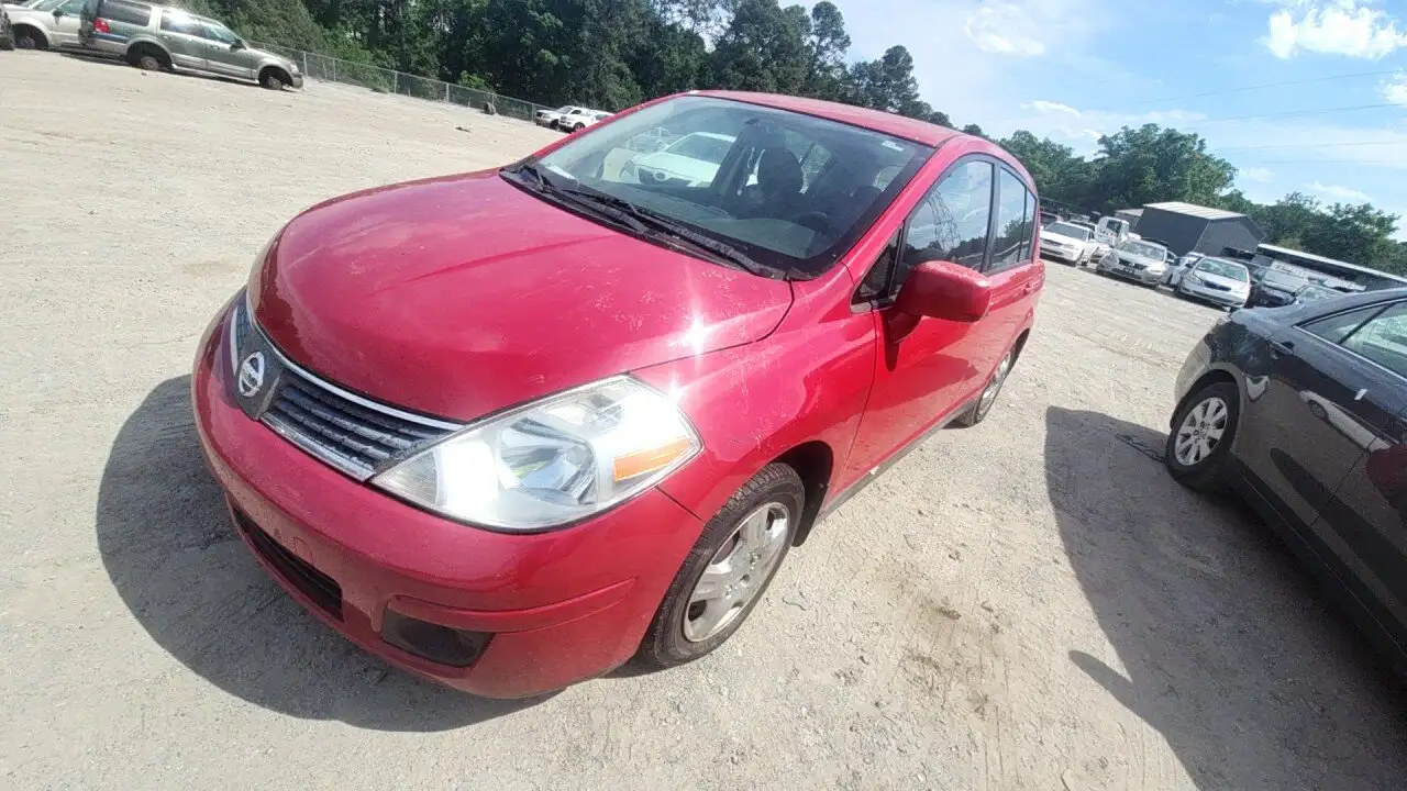Photo of 2009 Nissan Versa