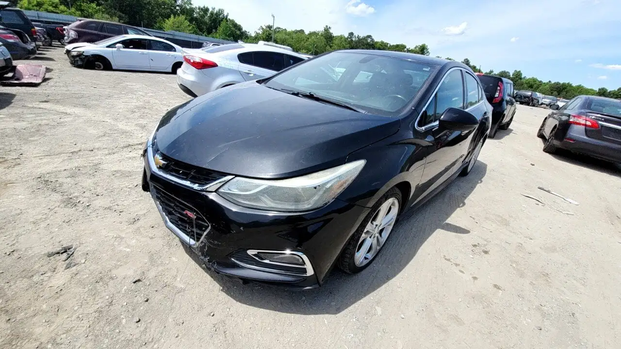 Photo of 2017 Chevrolet Cruze