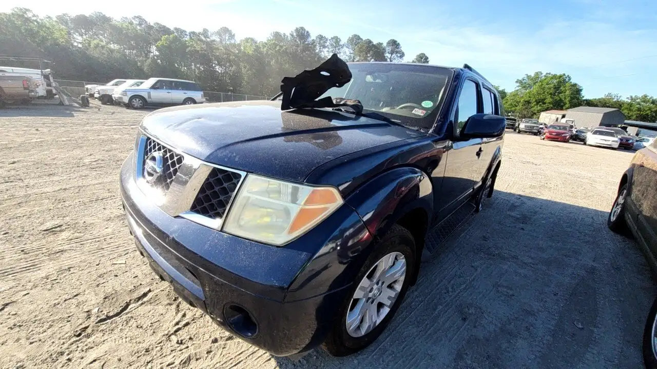 Photo of 2006 Nissan Pathfinder