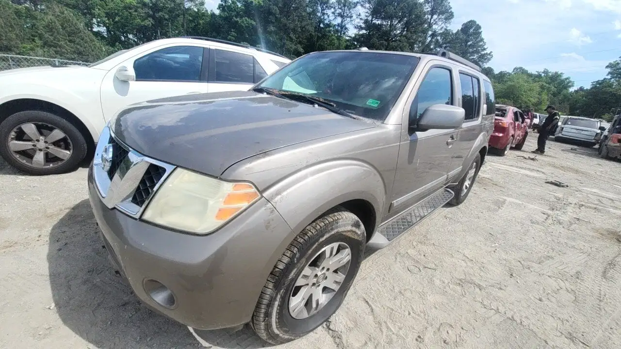 Photo of 2008 Nissan Pathfinder