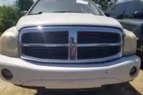 Photo of 2005 Dodge Durango