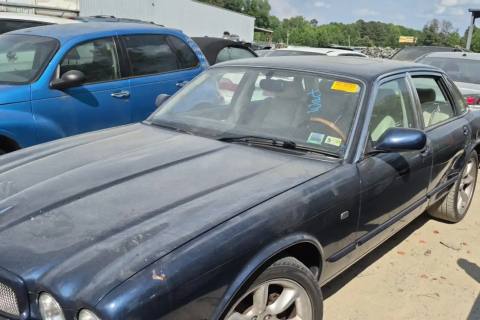 Photo of 1998 Jaguar Xjr