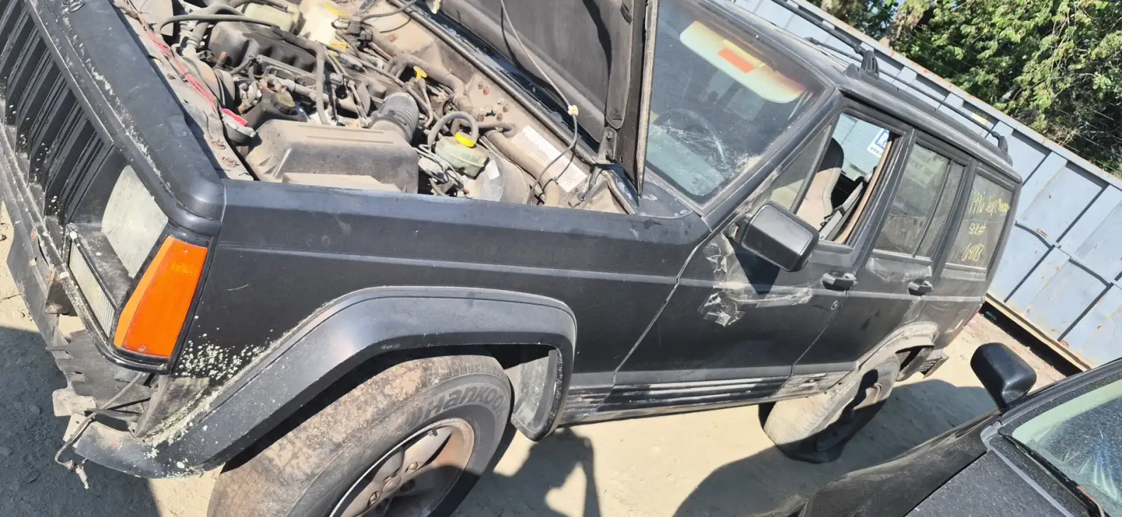 Photo of 1996 Jeep Cherokee