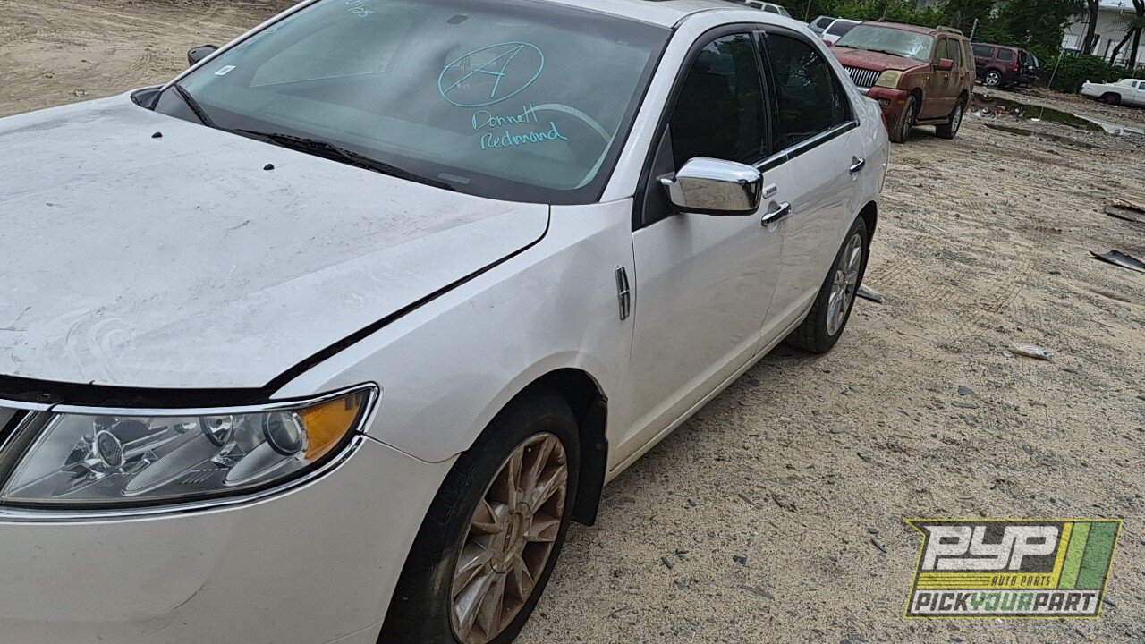 Photo of 2011 Lincoln Mkz
