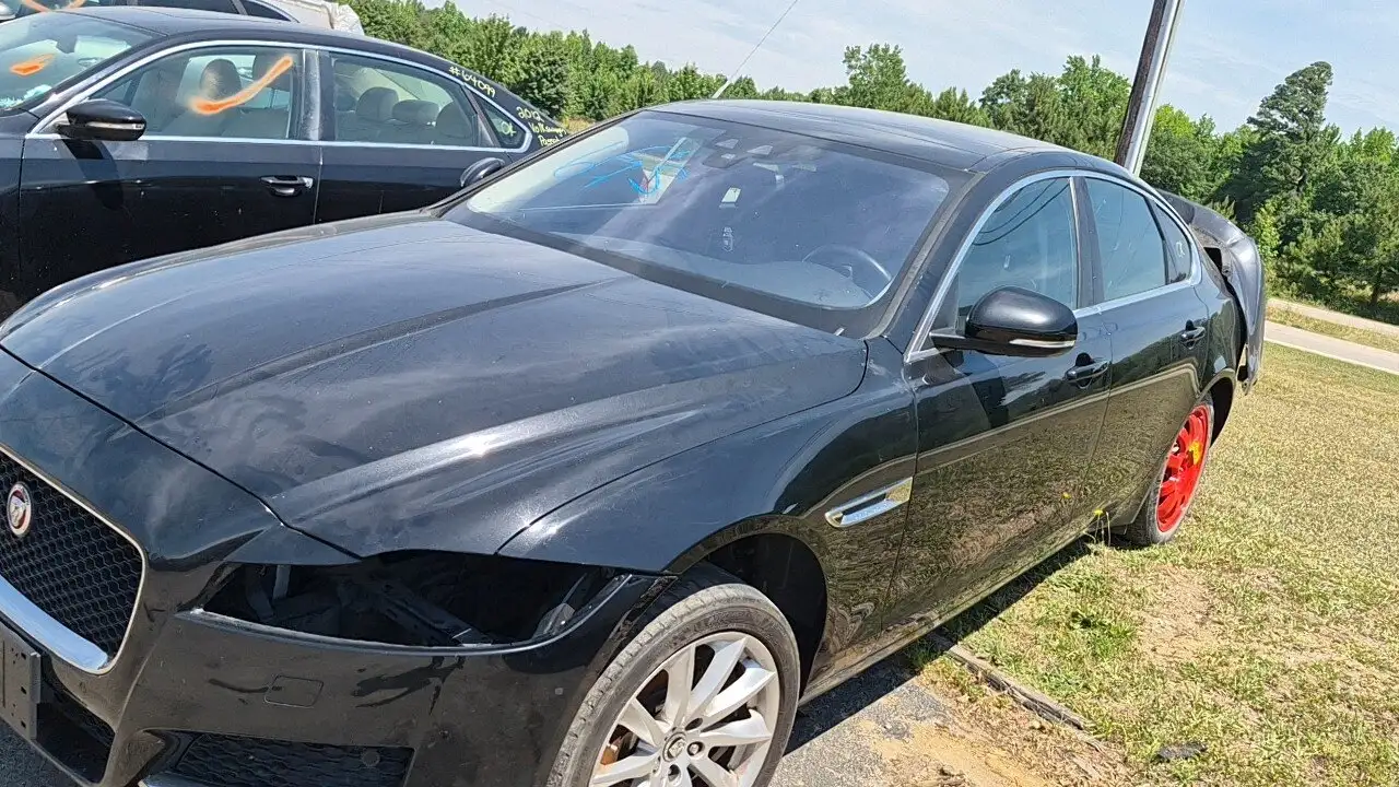 Photo of 2016 Jaguar Xf