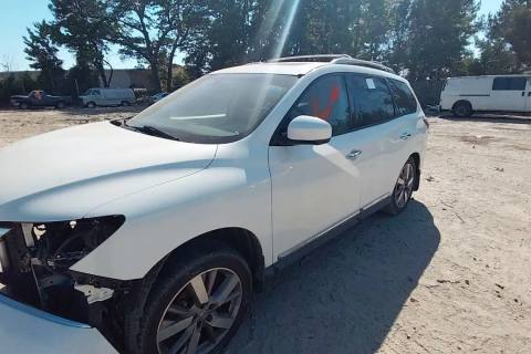 Photo of 2013 Nissan Pathfinder
