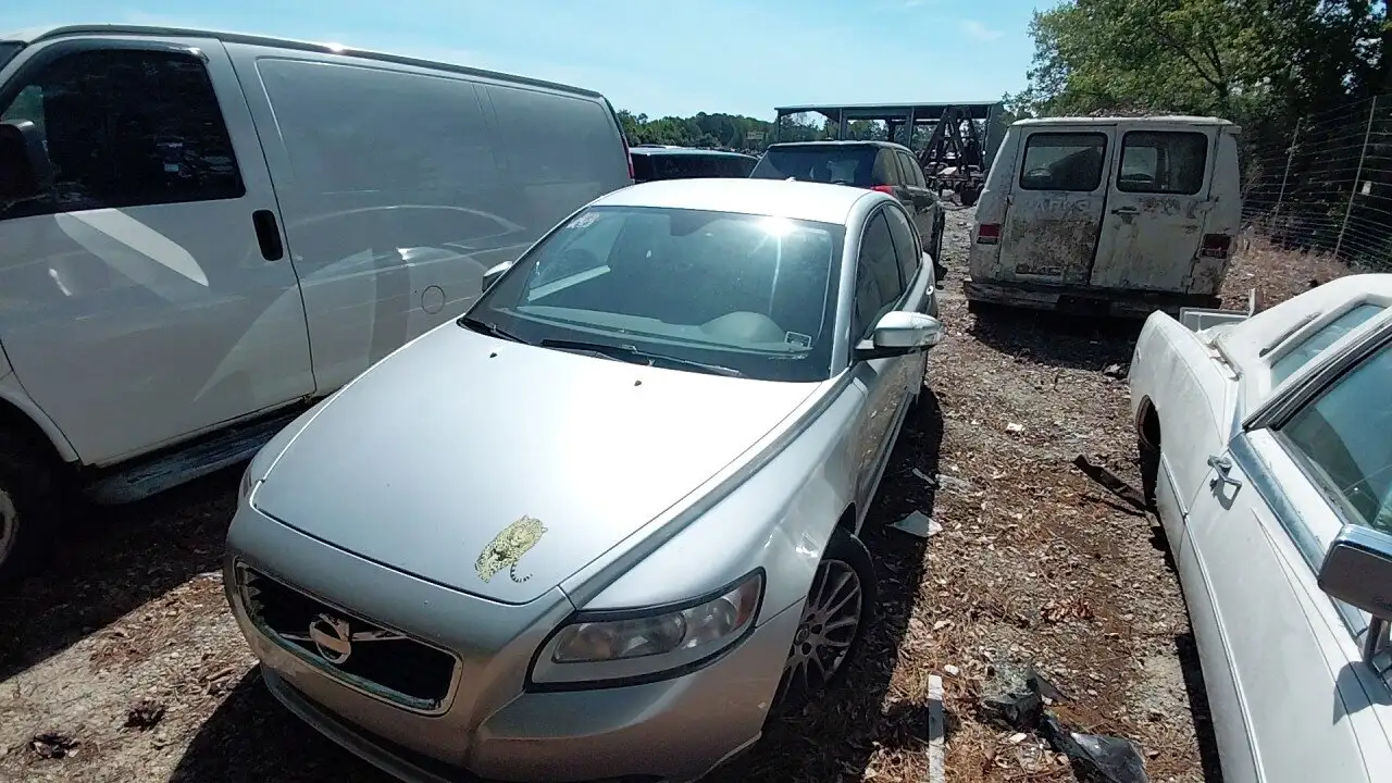 Photo of 2011 Volvo S40
