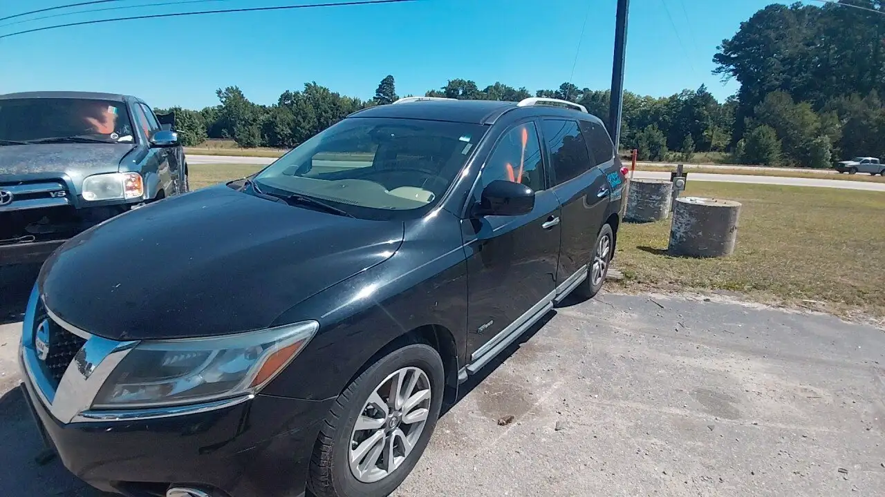Photo of 2014 Nissan Pathfinder