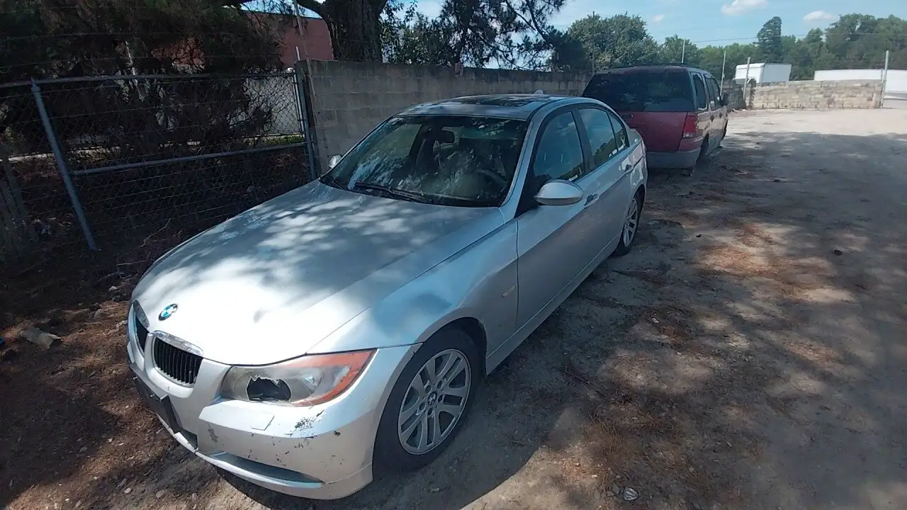 Photo of 2006 Bmw 325Xi