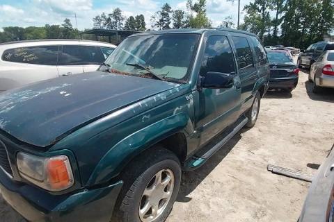 Photo of 2000 Gmc Yukon