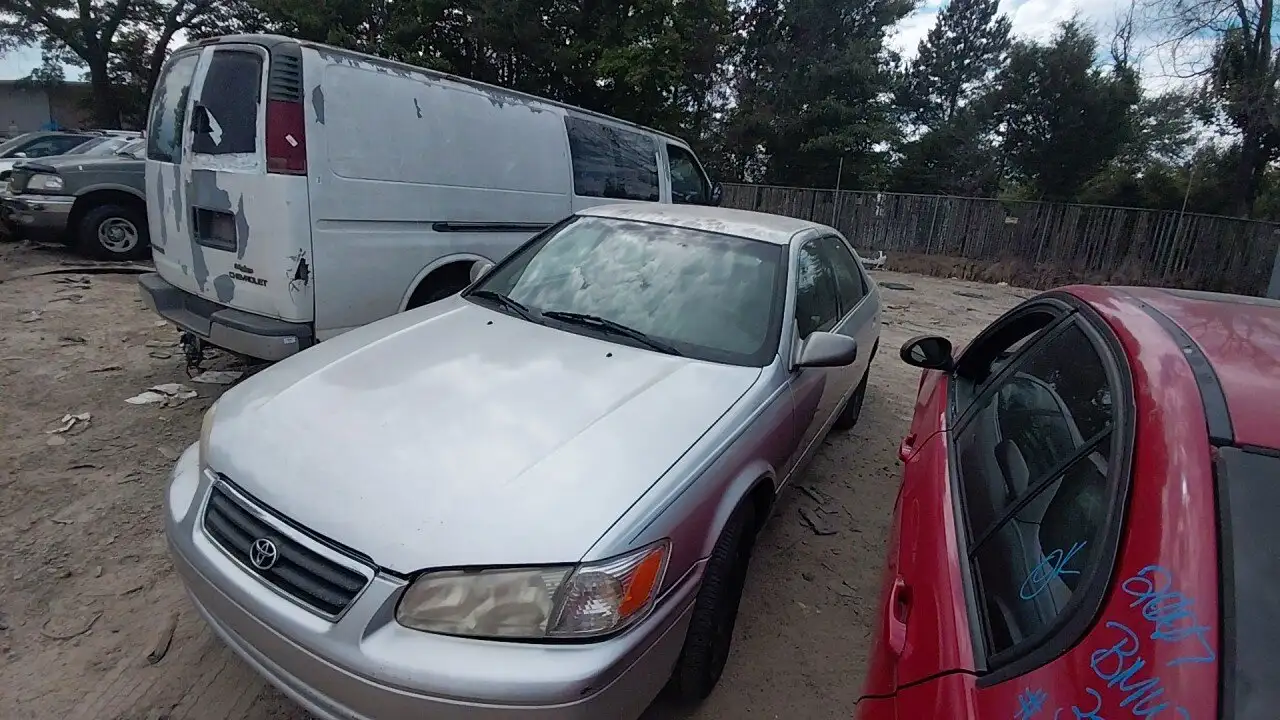Photo of 2001 Toyota Camry