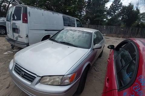 Photo of 2001 Toyota Camry