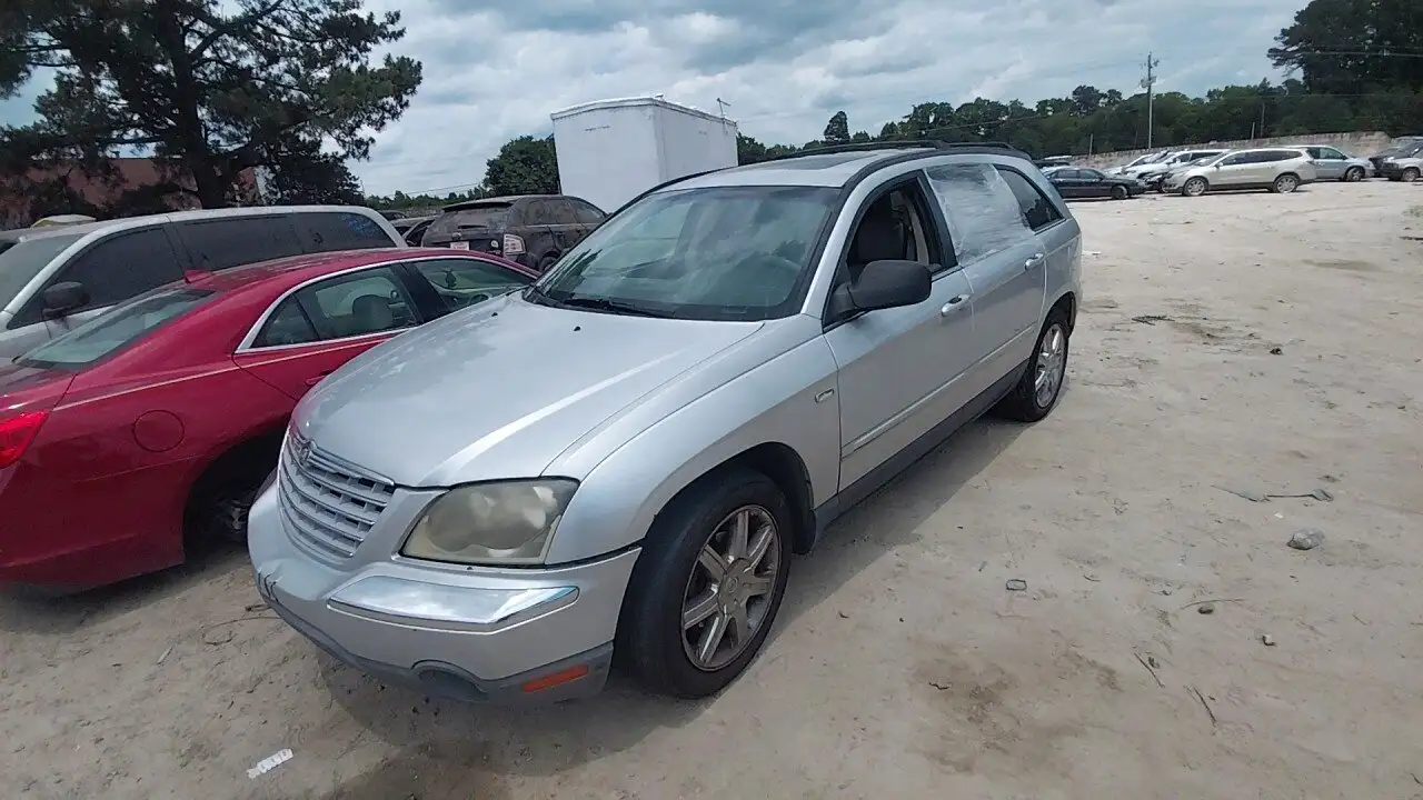 Photo of 2006 Chrysler Pacifica