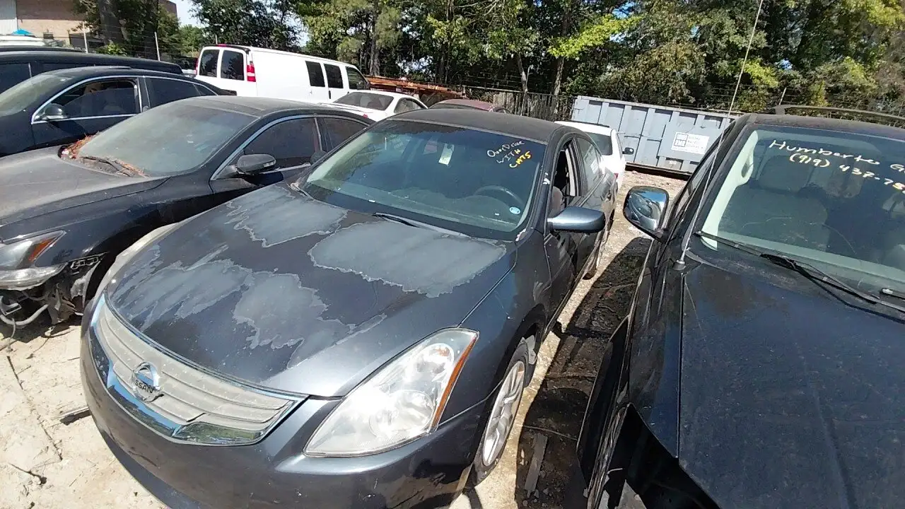 Photo of 2010 Nissan Altima