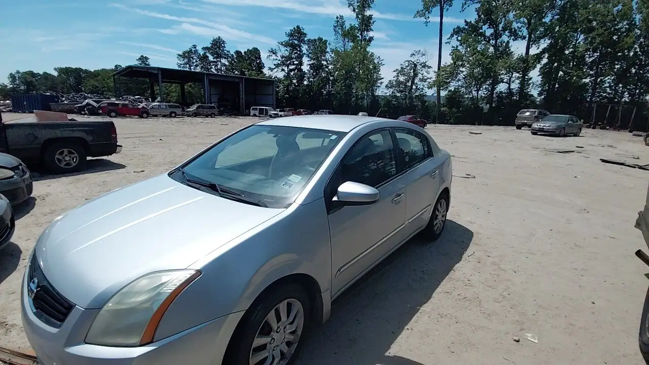 Photo of 2010 Nissan Sentra