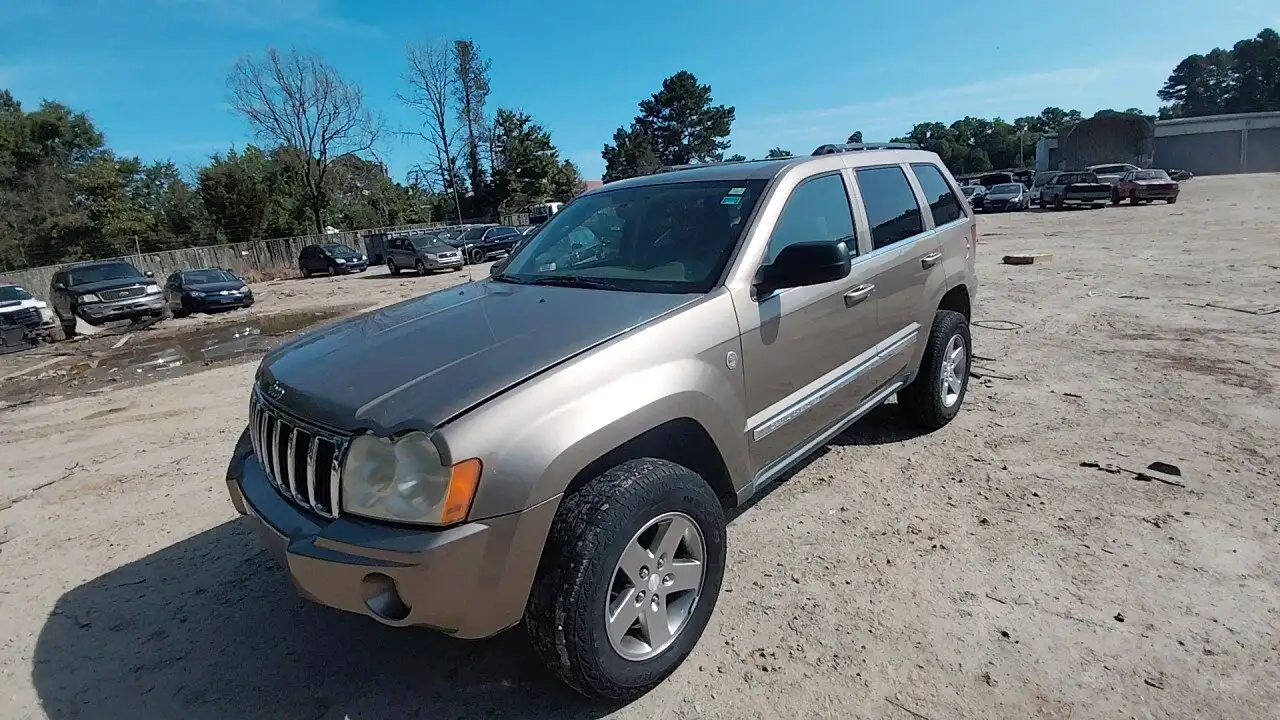 Photo of 2005 Jeep Grand Cherokee