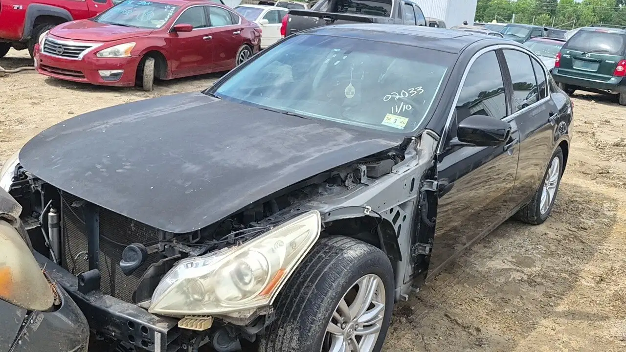 Photo of 2010 Infiniti G37