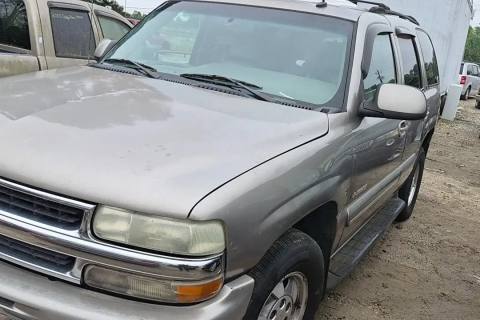 Photo of 2002 Chevrolet Tahoe