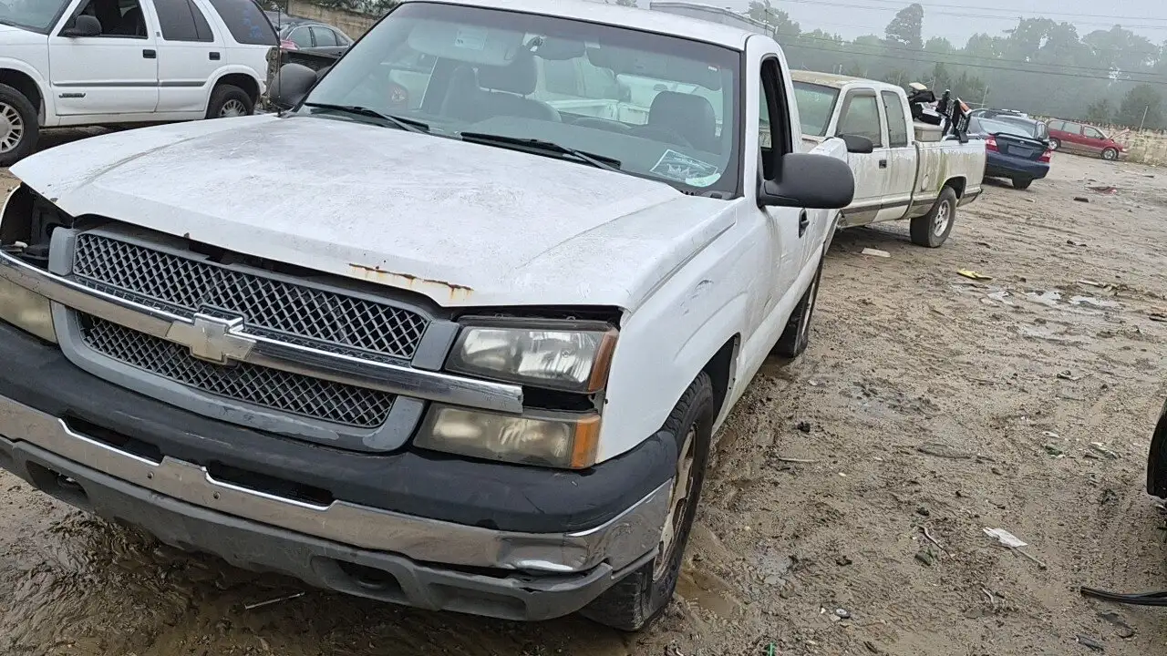 Photo of 2004 Chevrolet Silverado 1500