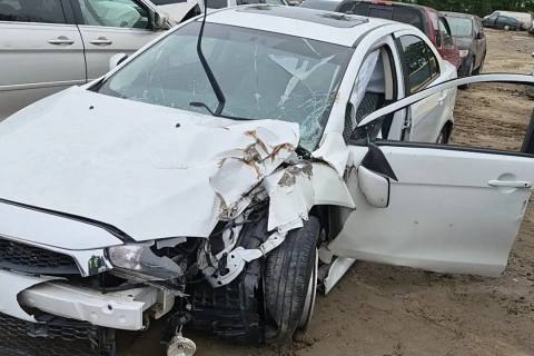 Photo of 2016 Mitsubishi Lancer
