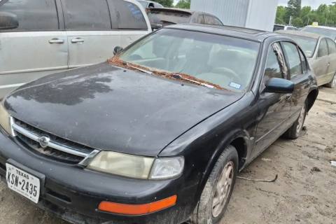 Photo of 1997 Nissan Maxima