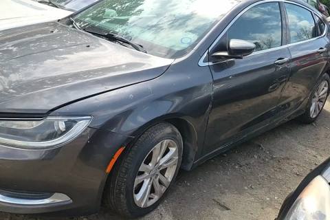Photo of 2015 Chrysler 200