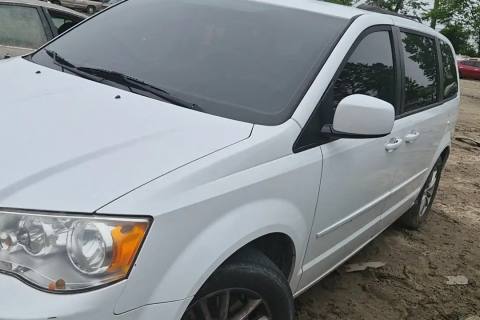 Photo of 2015 Dodge Grand Caravan