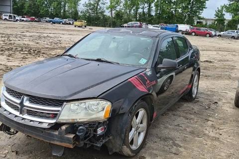 Photo of 2013 Dodge Avenger