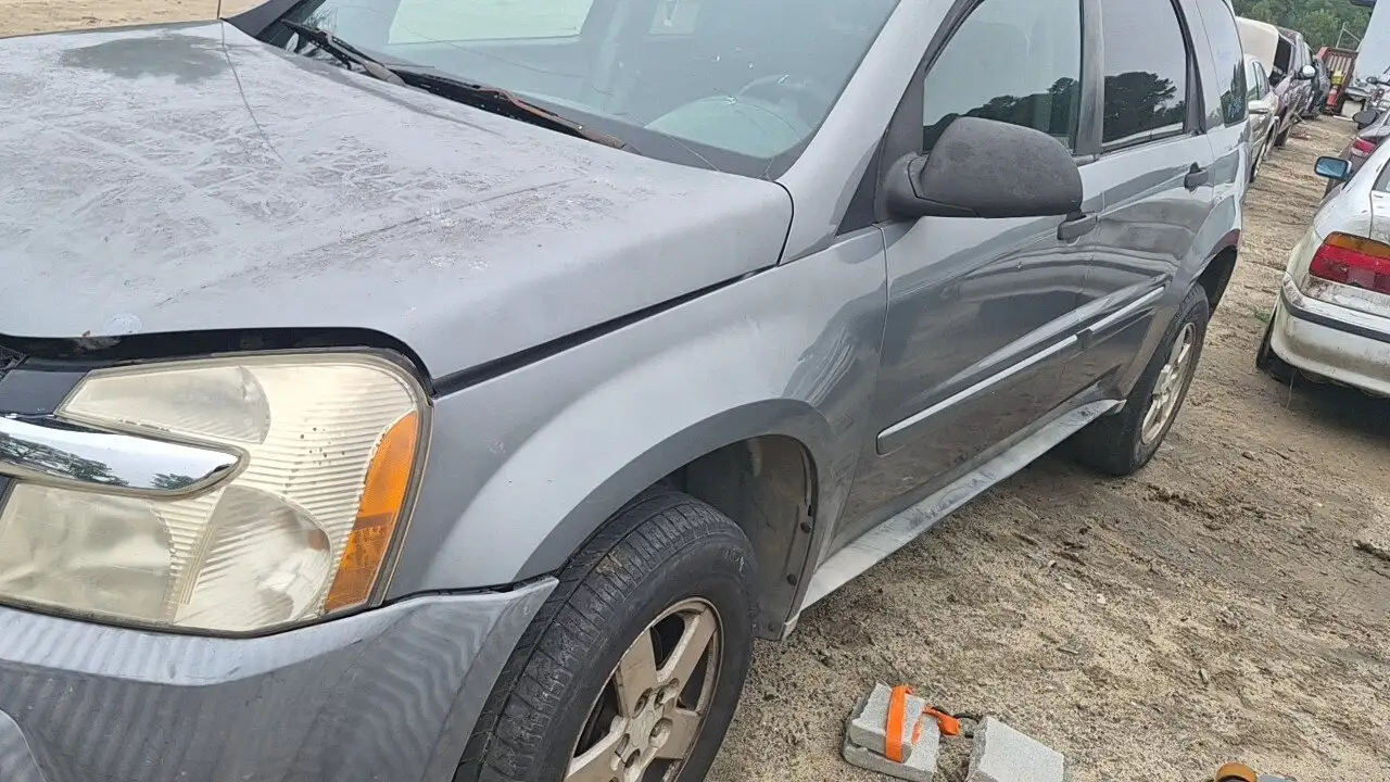 Photo of 2005 Chevrolet Equinox