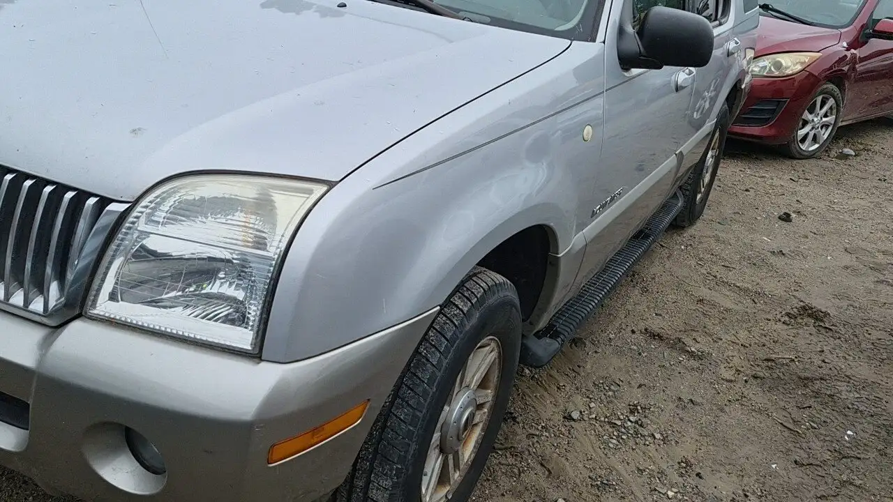Photo of 2002 Mercury Mountaineer