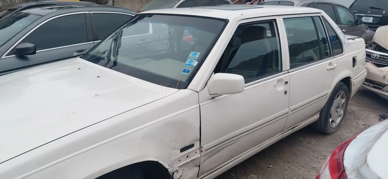 Photo of 1998 Volvo S90