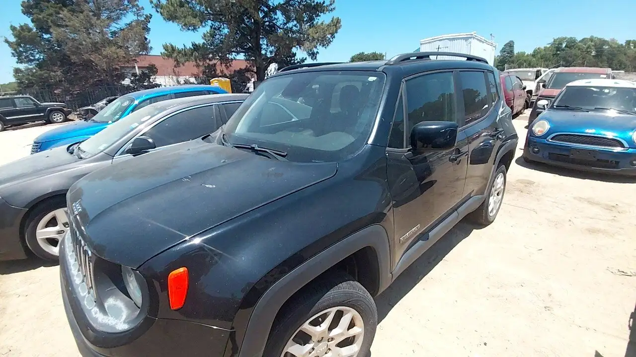 Photo of 2018 Jeep Renegade