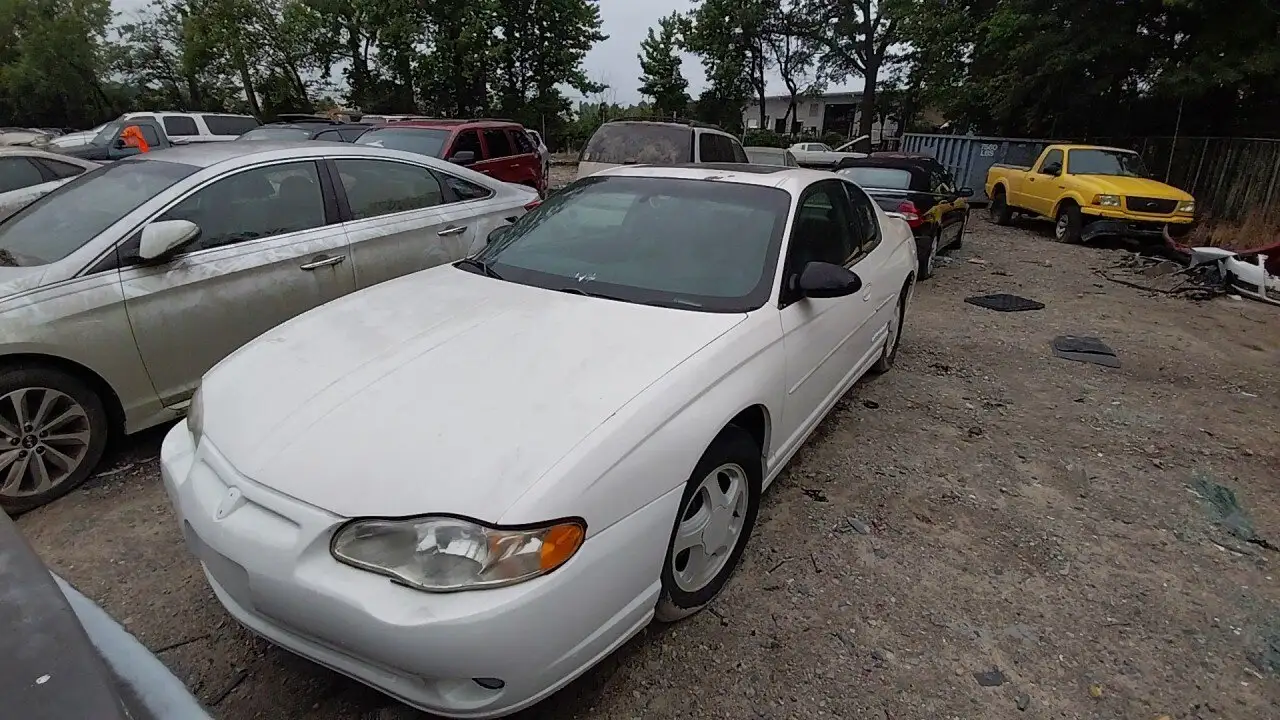 Photo of 2001 Chevrolet Monte Carlo