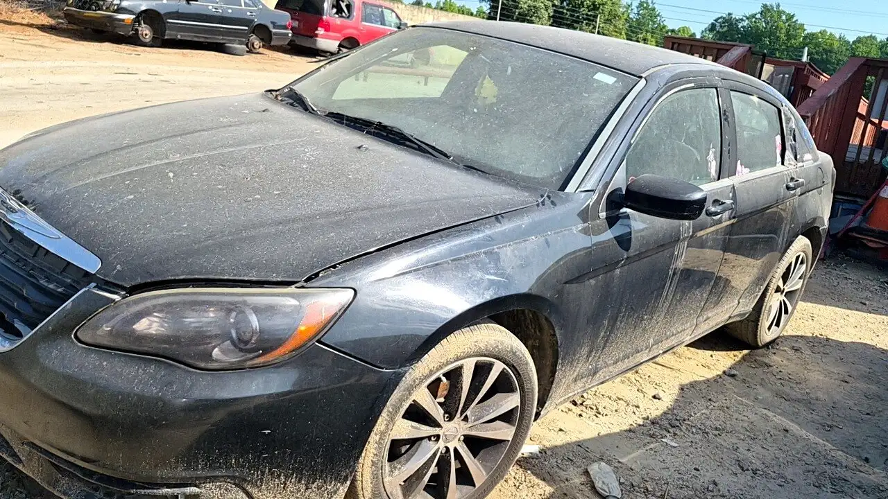 Photo of 2012 Chrysler 200