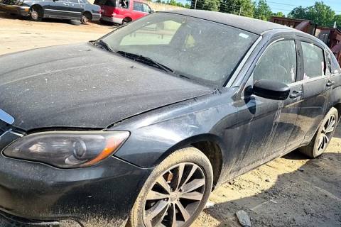 Photo of 2012 Chrysler 200