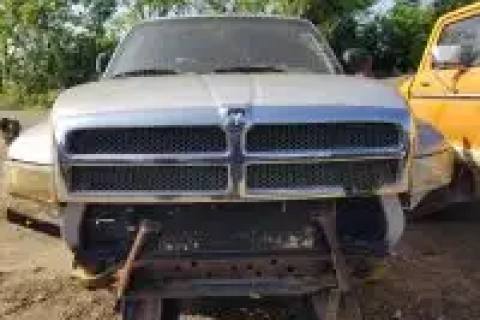 Photo of 1999 Dodge Ram 2500