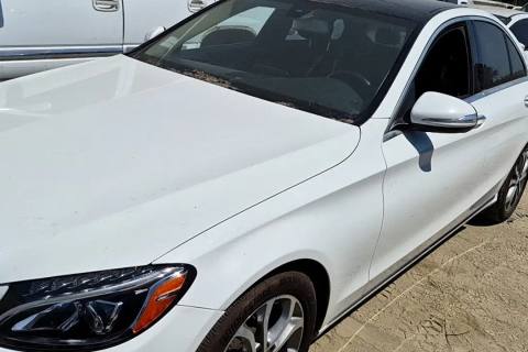 Photo of 2015 Mercedes-Benz C300