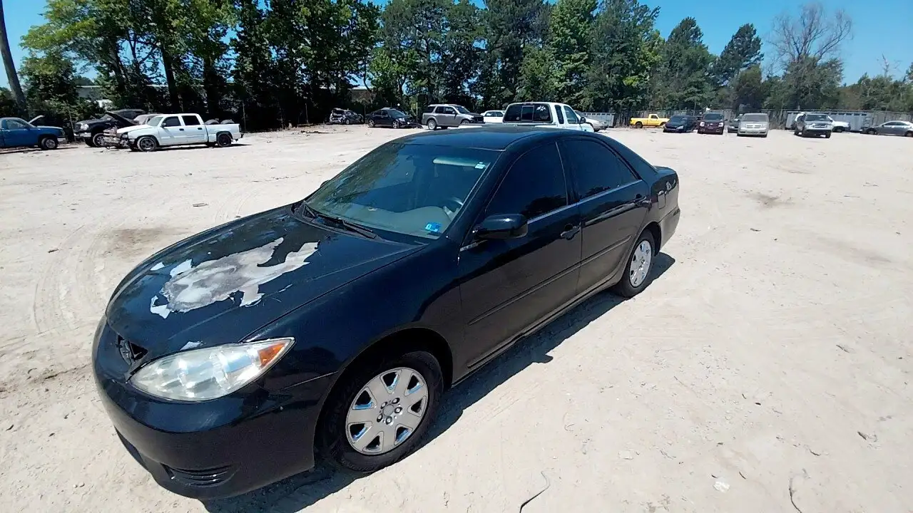 Photo of 2004 Toyota Camry