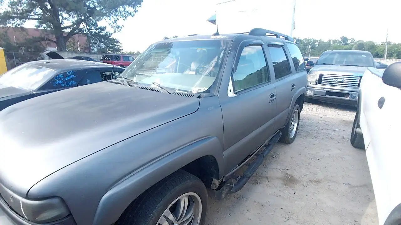 Photo of 2003 Chevrolet Tahoe