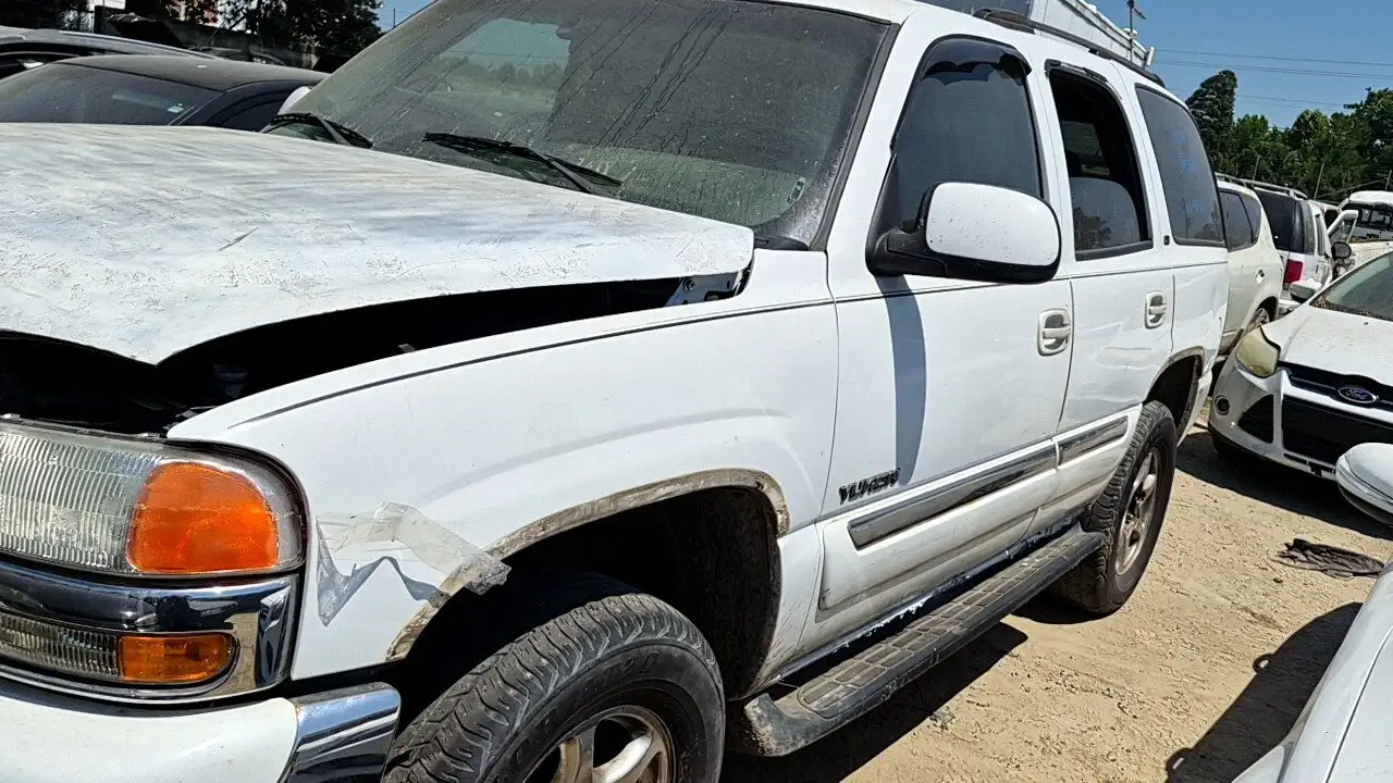 Photo of 2004 Gmc Yukon