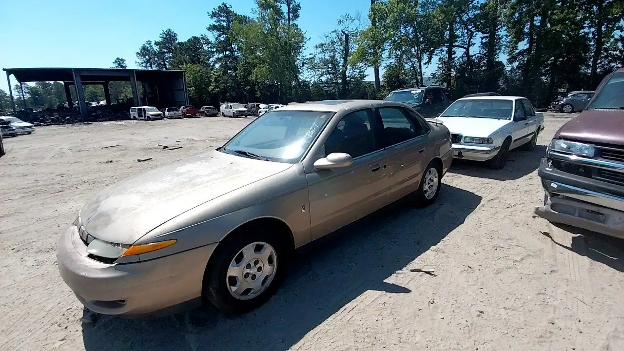 Photo of 2000 Saturn Ls2