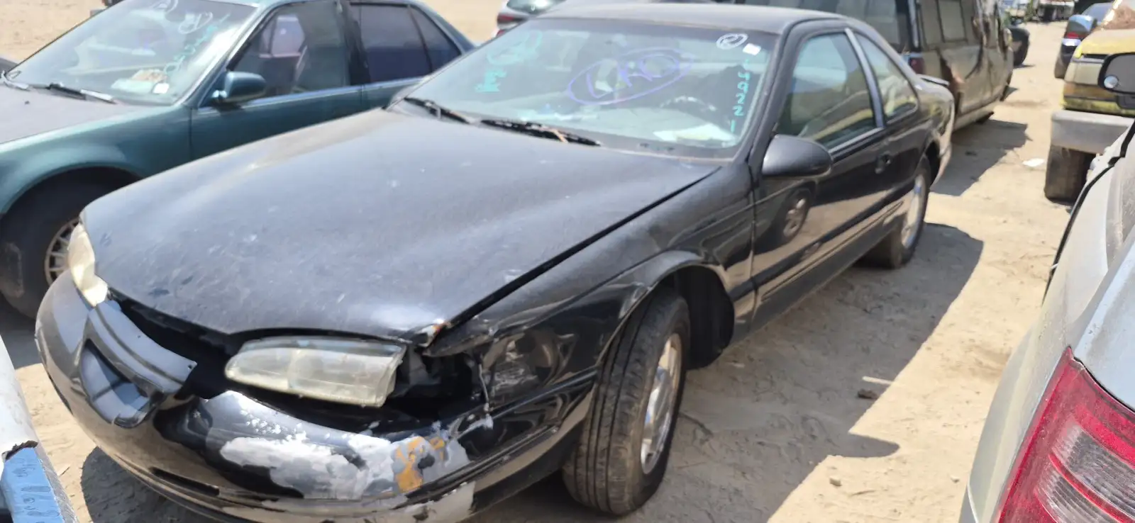 Photo of 1997 Ford Thunderbird