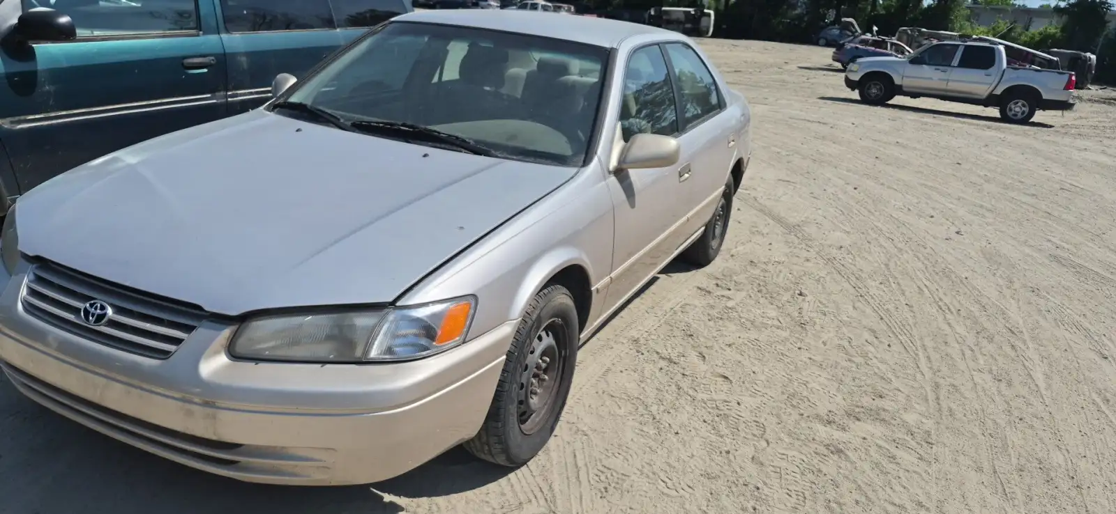 Photo of 1997 Toyota Camry