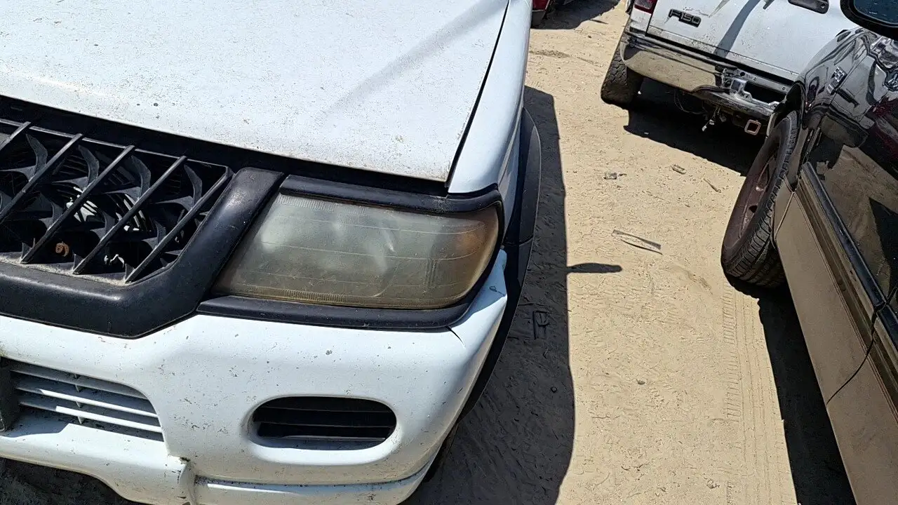Photo of 2001 Mitsubishi Montero Sport