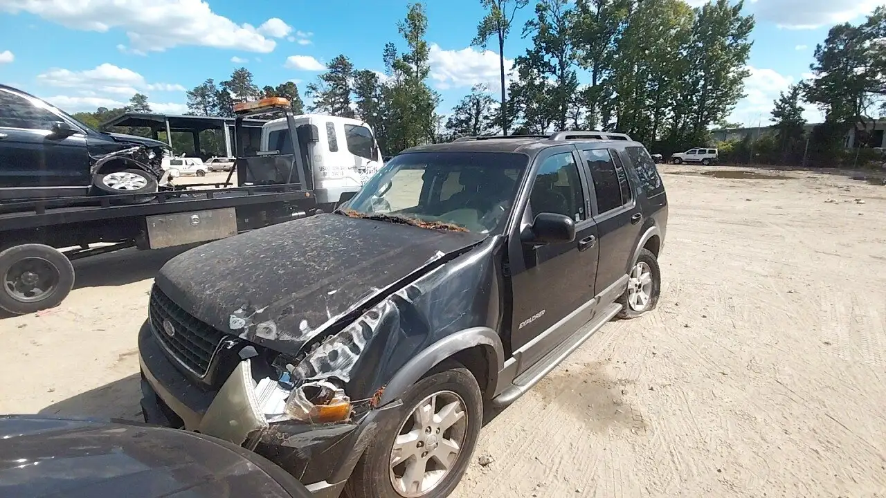 Photo of 2002 Ford Explorer