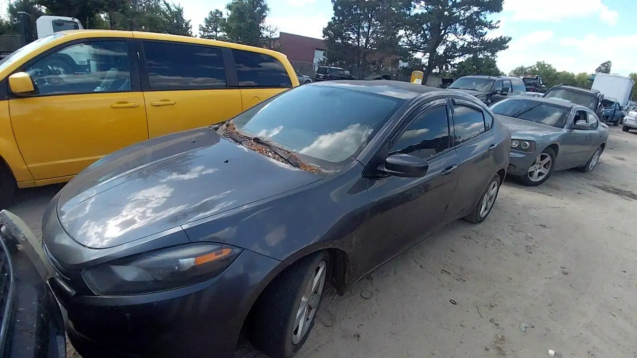 Photo of 2015 Dodge Dart